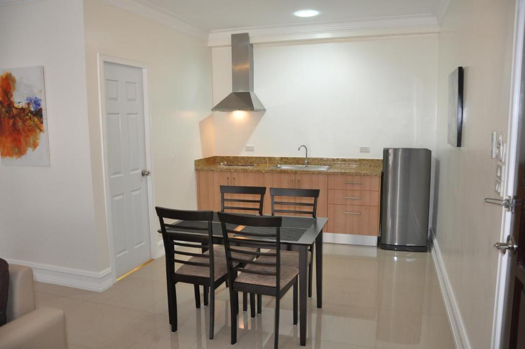 Olivia Resort Serviced Apartments And Bungalows Panglao Island Room photo