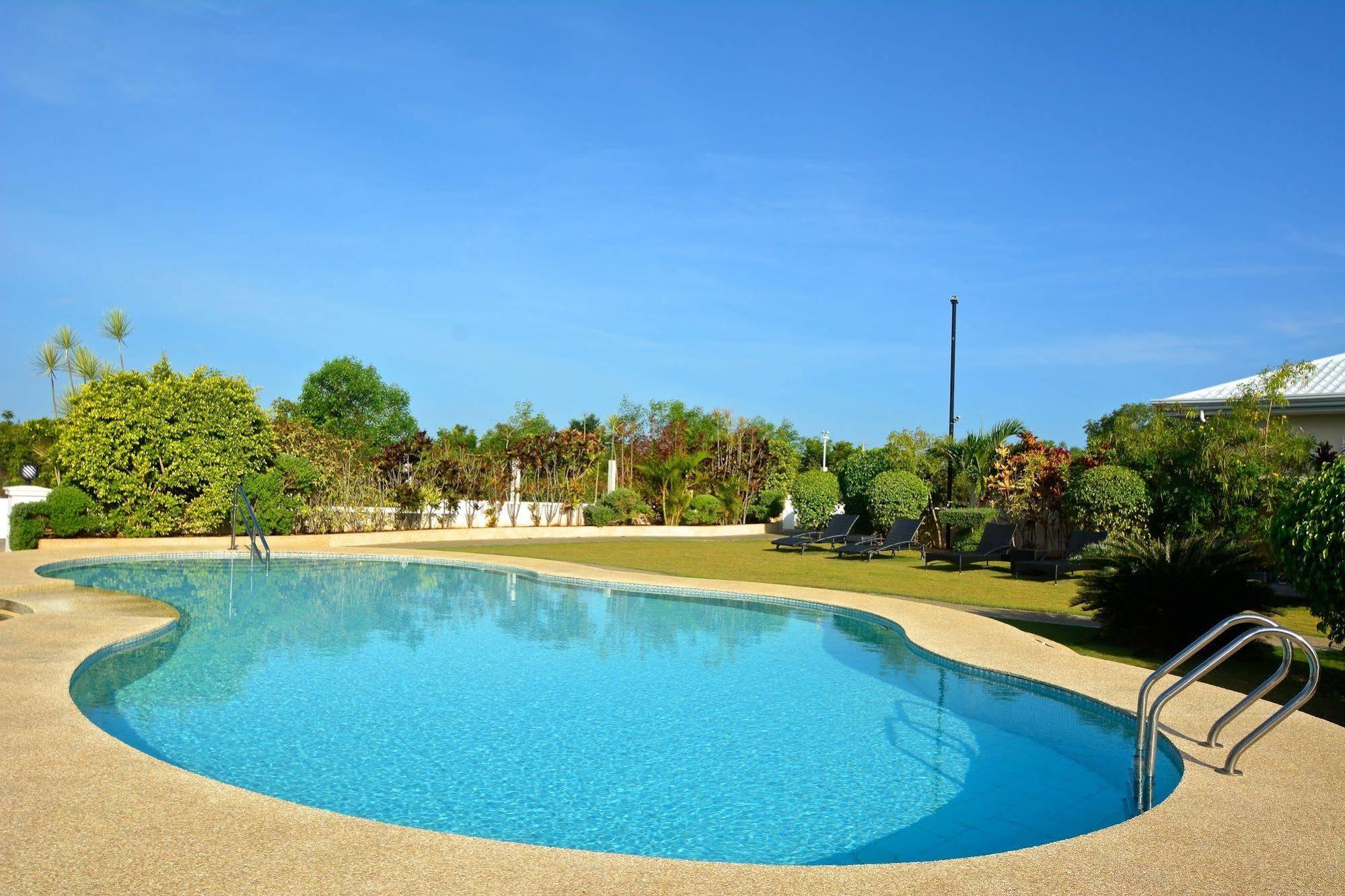 Olivia Resort Serviced Apartments And Bungalows Panglao Island Exterior photo